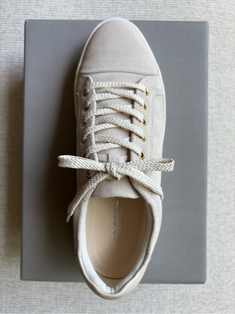 Vagabond Cream Suede Low-Top Sneaker